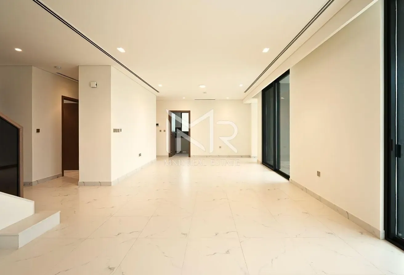 On Park | Stand Alone | High End Finishes