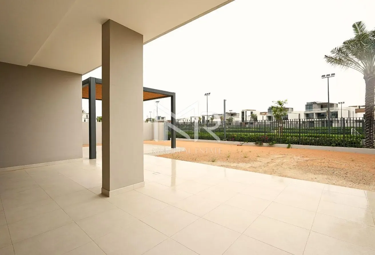 On Park | Stand Alone | High End Finishes