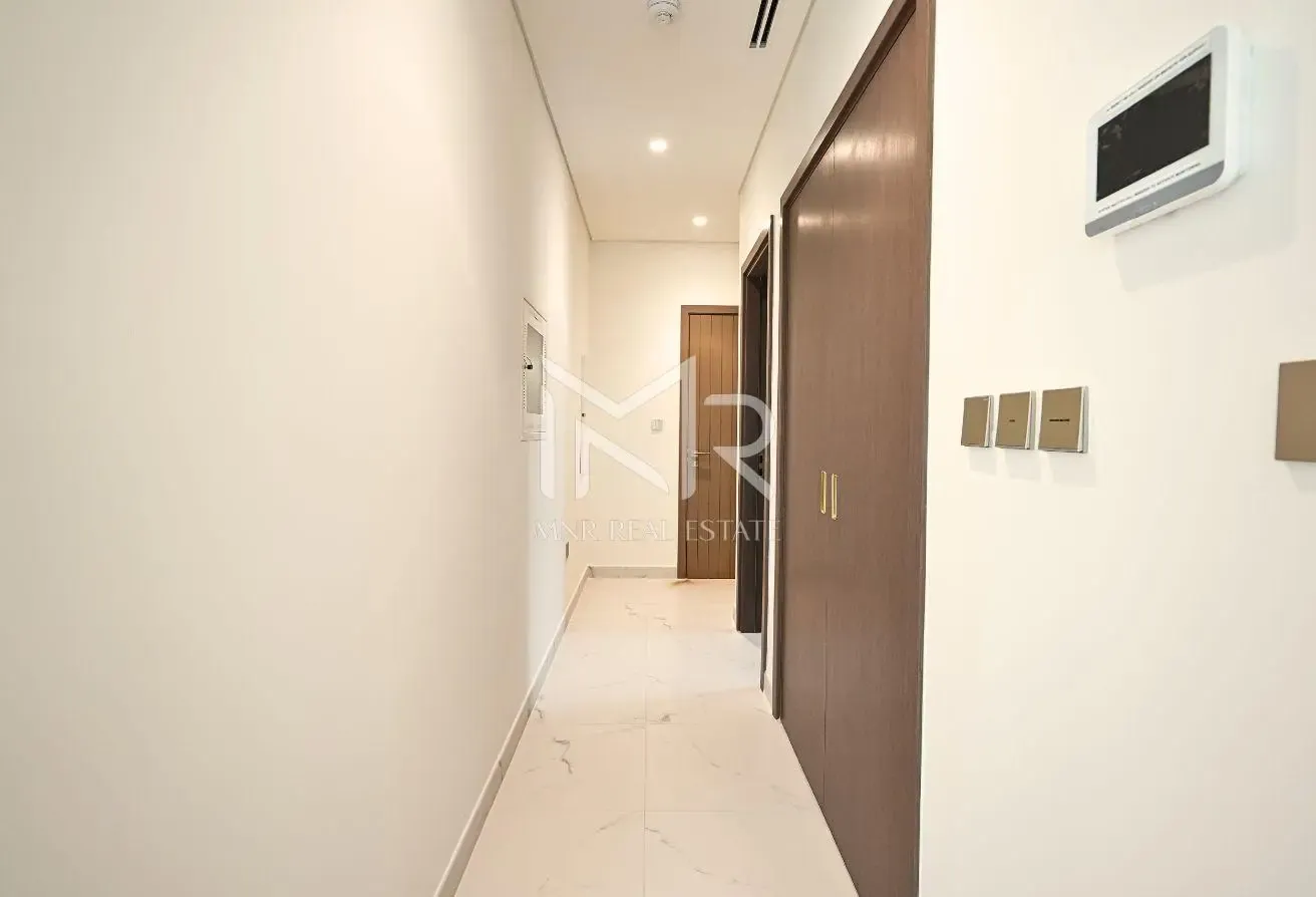 On Park | Stand Alone | High End Finishes