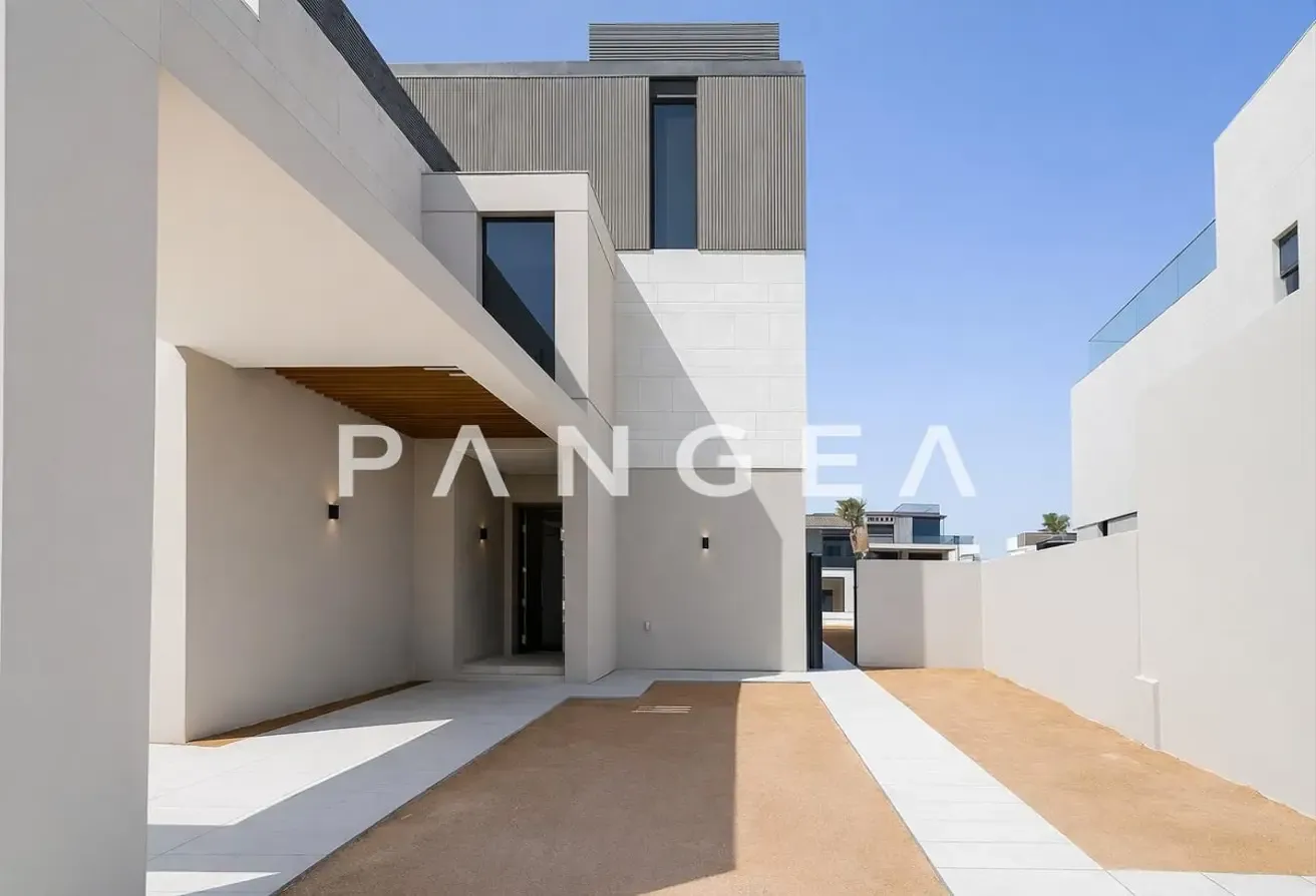 Only unit with Pool | Green Belt | Corner Unit