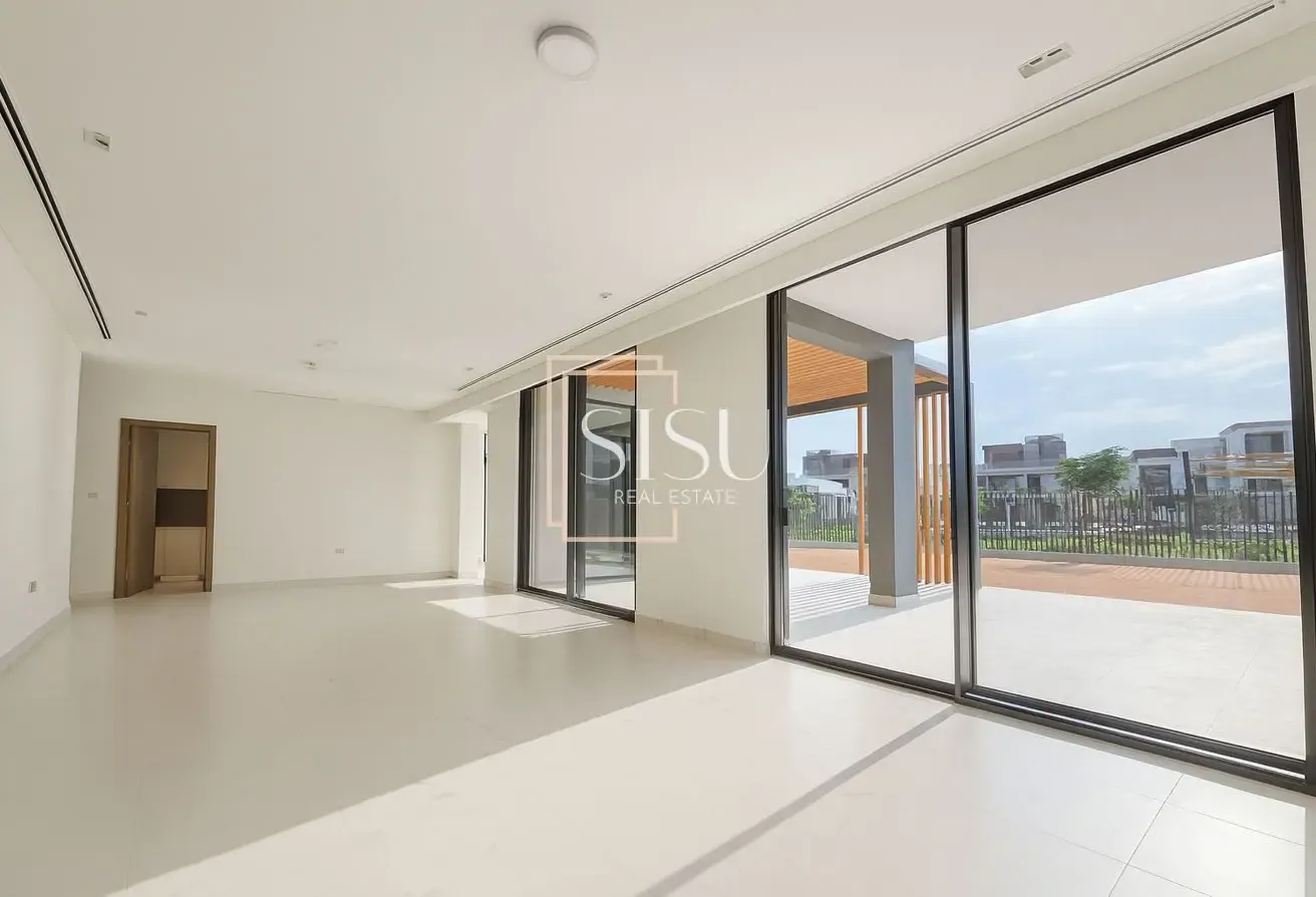 Pool Facing | Serious Seller | Exclusive