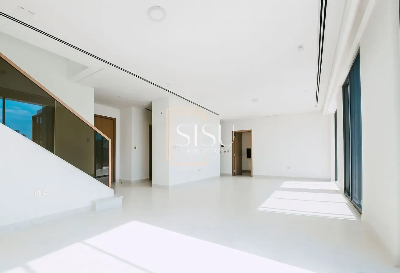 Pool Facing | Serious Seller | Exclusive