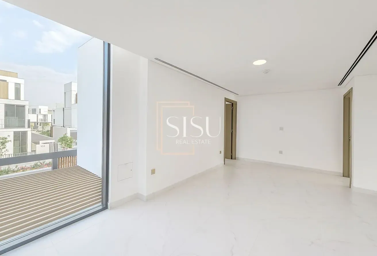 Pool Facing | Serious Seller | Exclusive