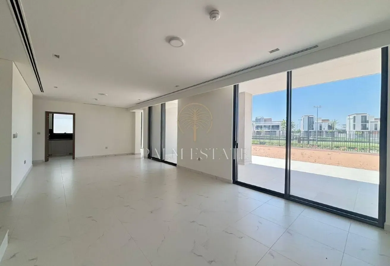 Classy Finishes | Large Plot | Prime Location