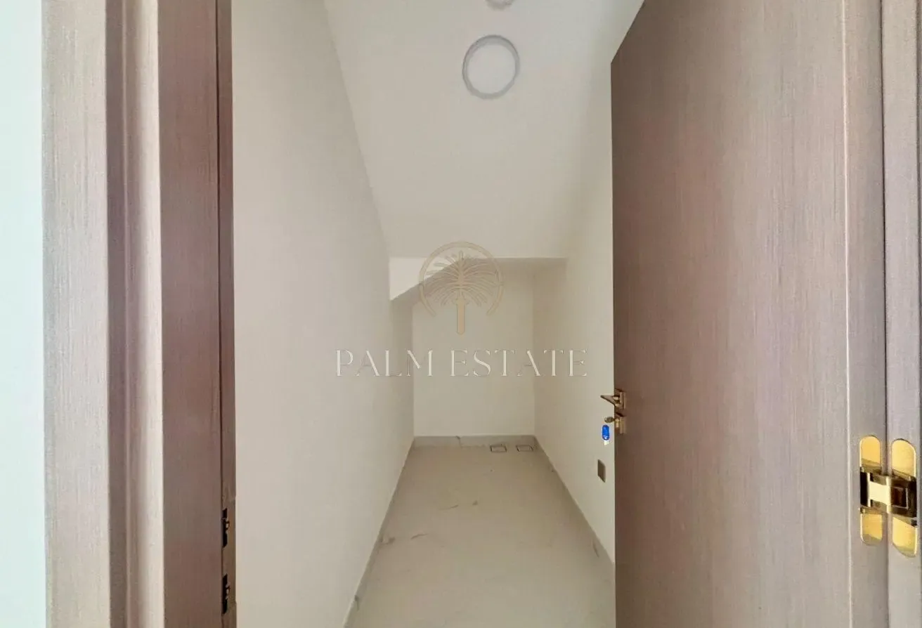 Classy Finishes | Large Plot | Prime Location