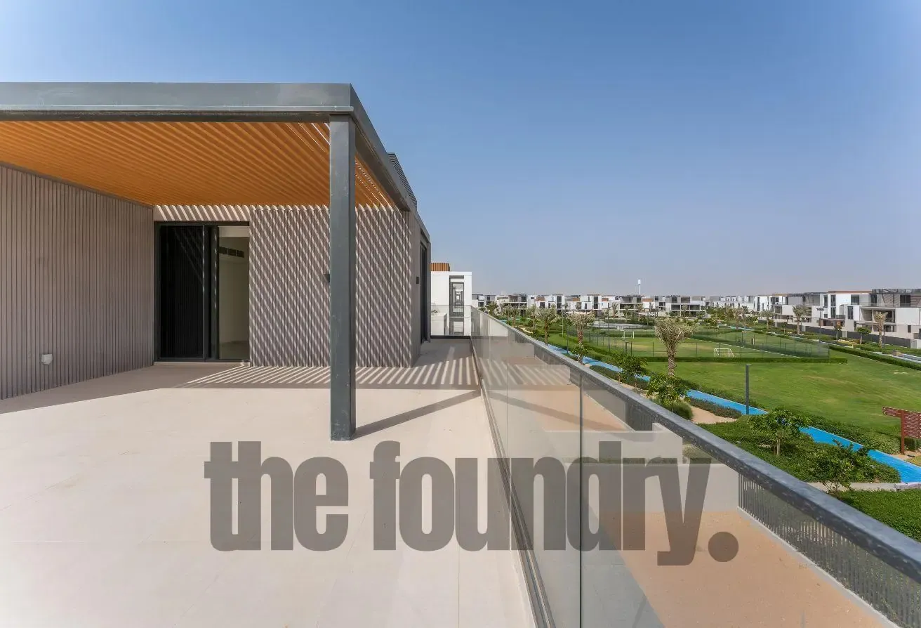 Stunning 5-Bed Corner Villa | Single Row | New