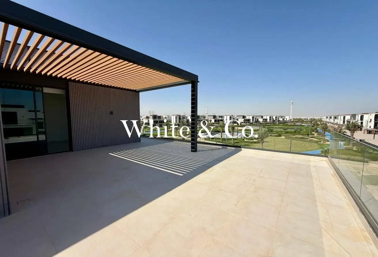 Panoramic Central Park Views | Corner Plot