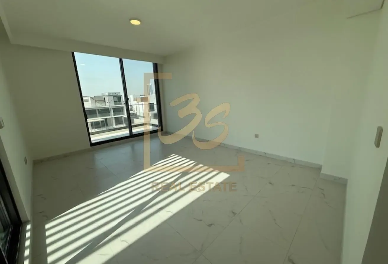 Backing Central Park | Type B | Negotiable