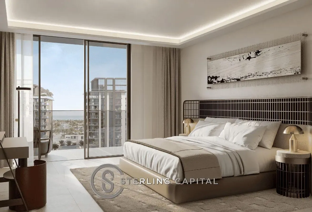 Spacious and Bright | High-Floor with Park View