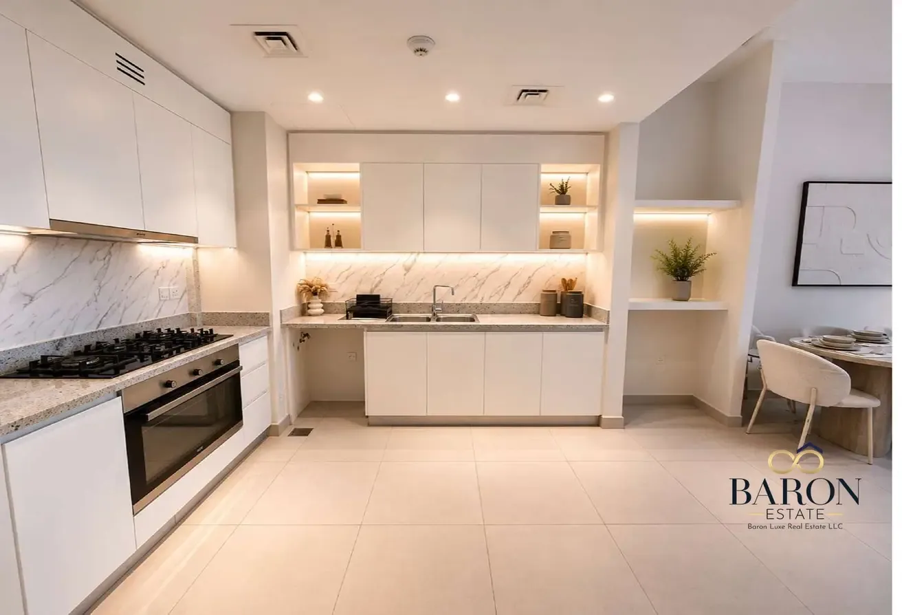 Upgraded | Park & Pool View | High Floor