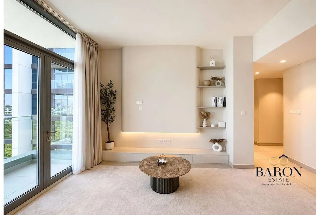 Upgraded | Park & Pool View | High Floor