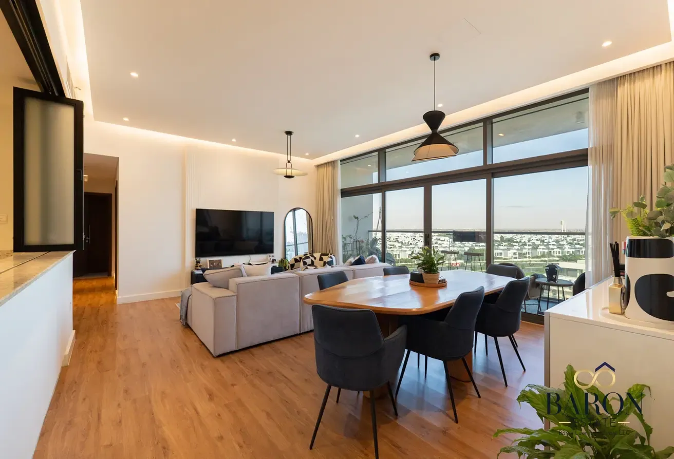 Rare Layout | Upgraded | High Floor