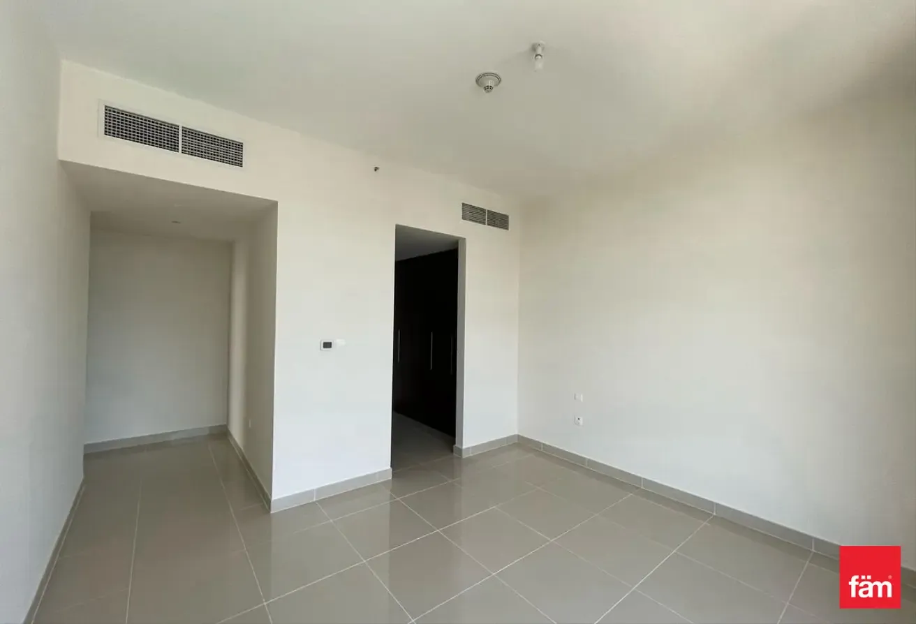 Park View | 3 Bedroom Duplex | Vacant | EMAAR