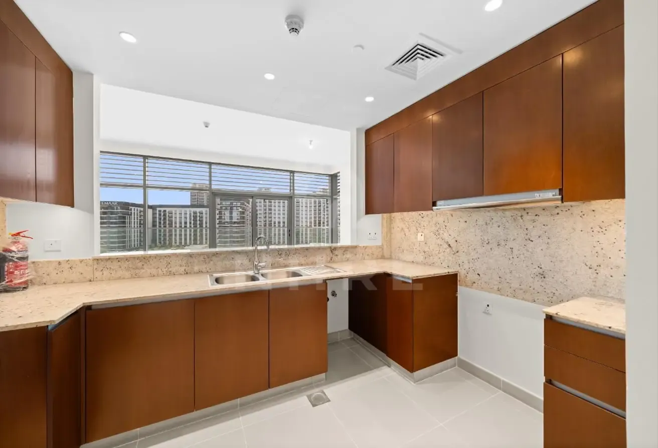 3 Bed+M | | Only For Buyers | Occupied-Unfurnished