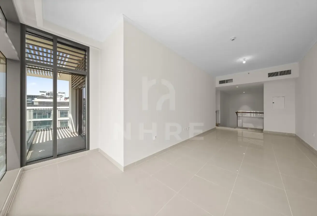 3 Bed+M | | Only For Buyers | Occupied-Unfurnished