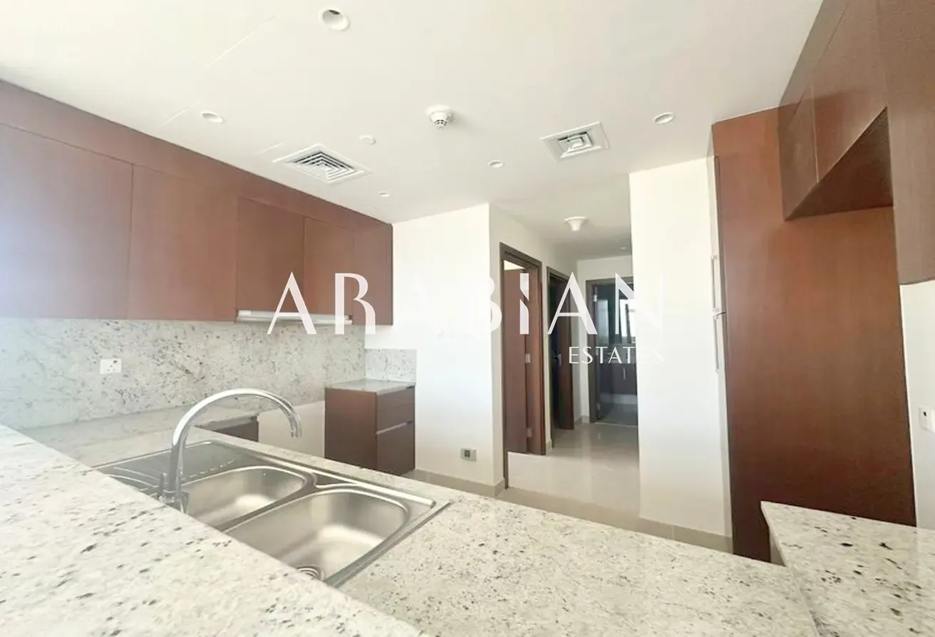 Vacant | Large Terrace | Full Park View