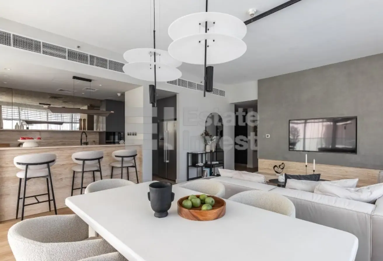 Brand new apartment / 3 BR + MAID / Vacant