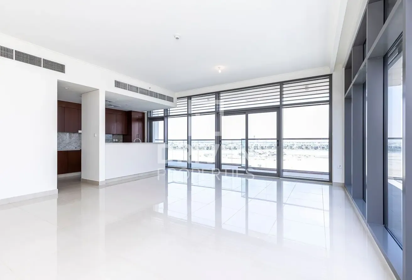 Unique Layout | Corner Unit | Community View
