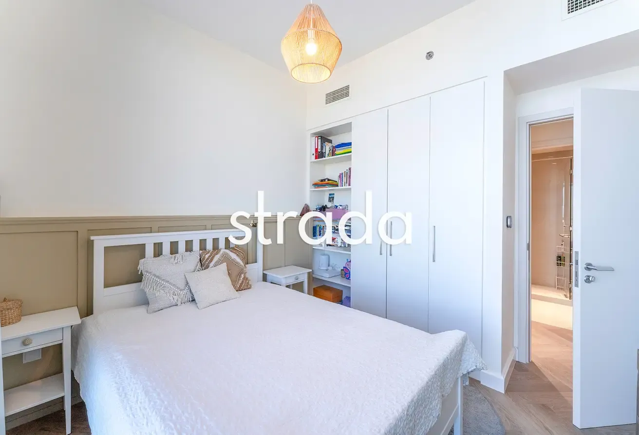 Upgraded | Furnished | Vacant On Transfer