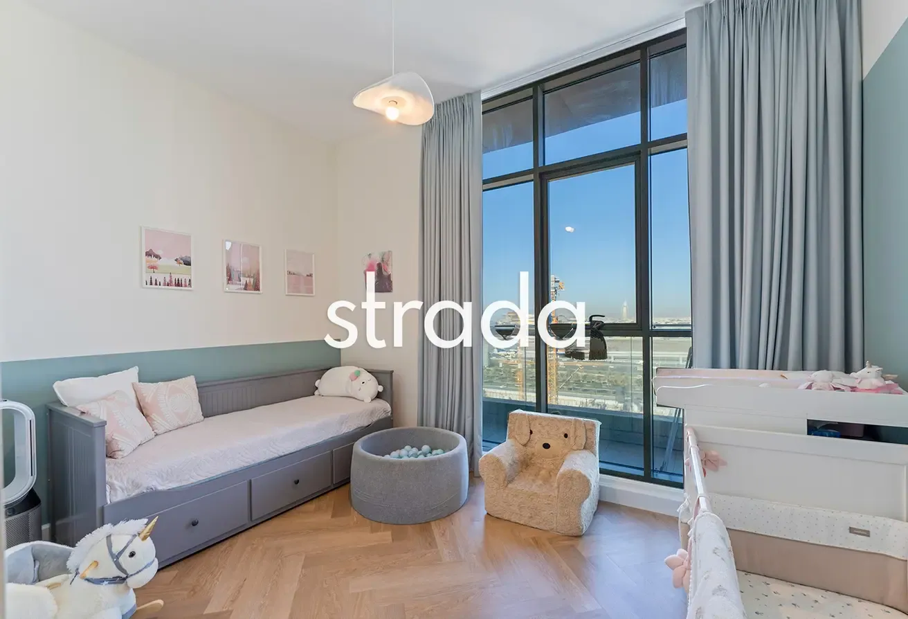 Upgraded | Furnished | Vacant On Transfer