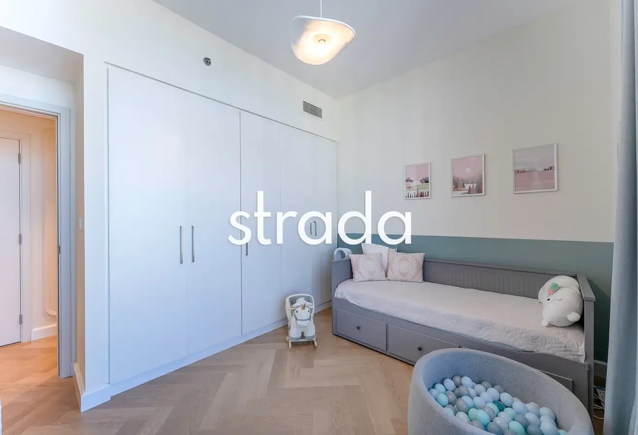 Upgraded | Furnished | Vacant On Transfer