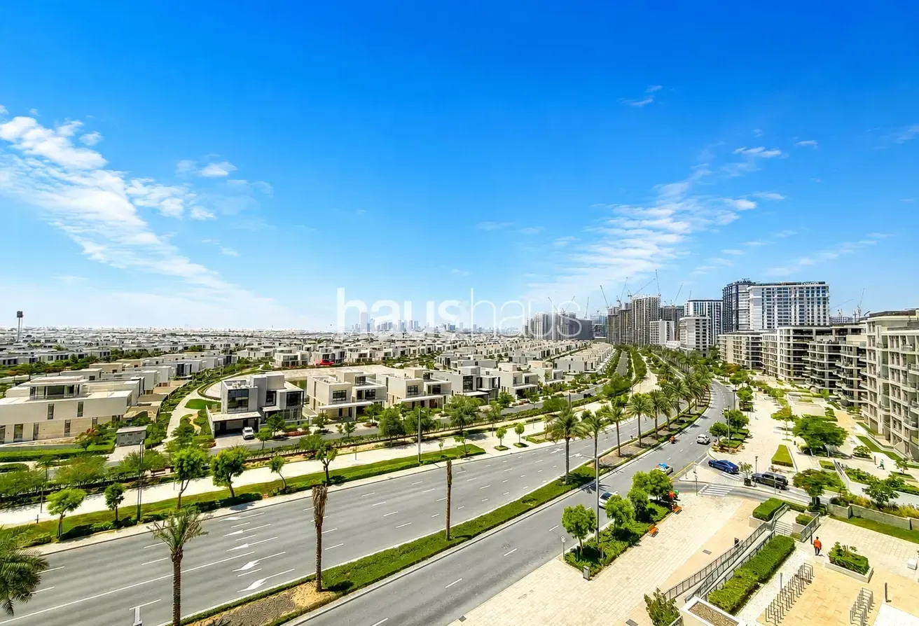 Upgraded | 3 Ensuites Beds | VOT | Viewable Today