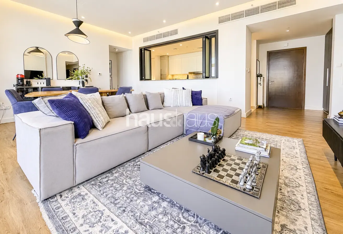 Upgraded | 3 Ensuites Beds | VOT | Viewable Today