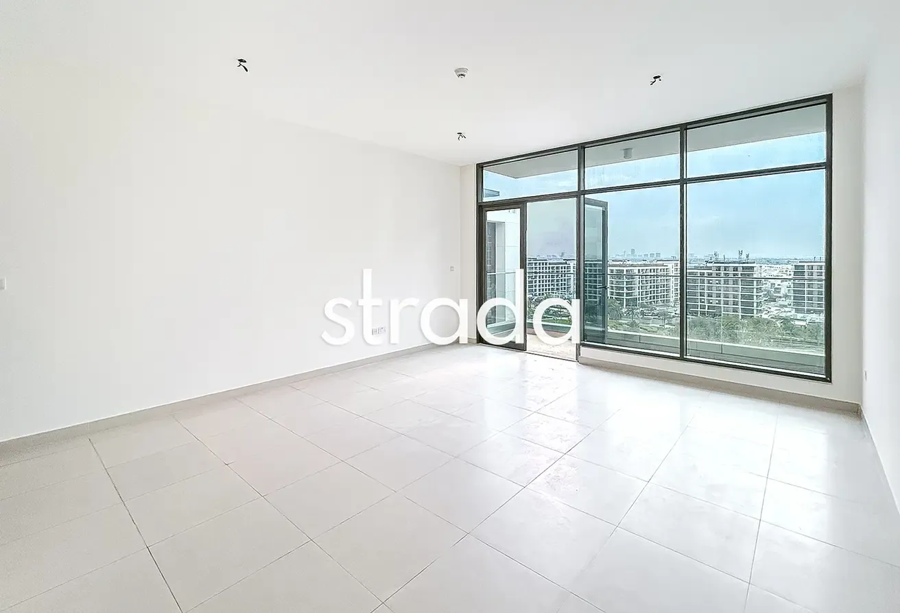 Park View | Maids Room | Vacant Transfer