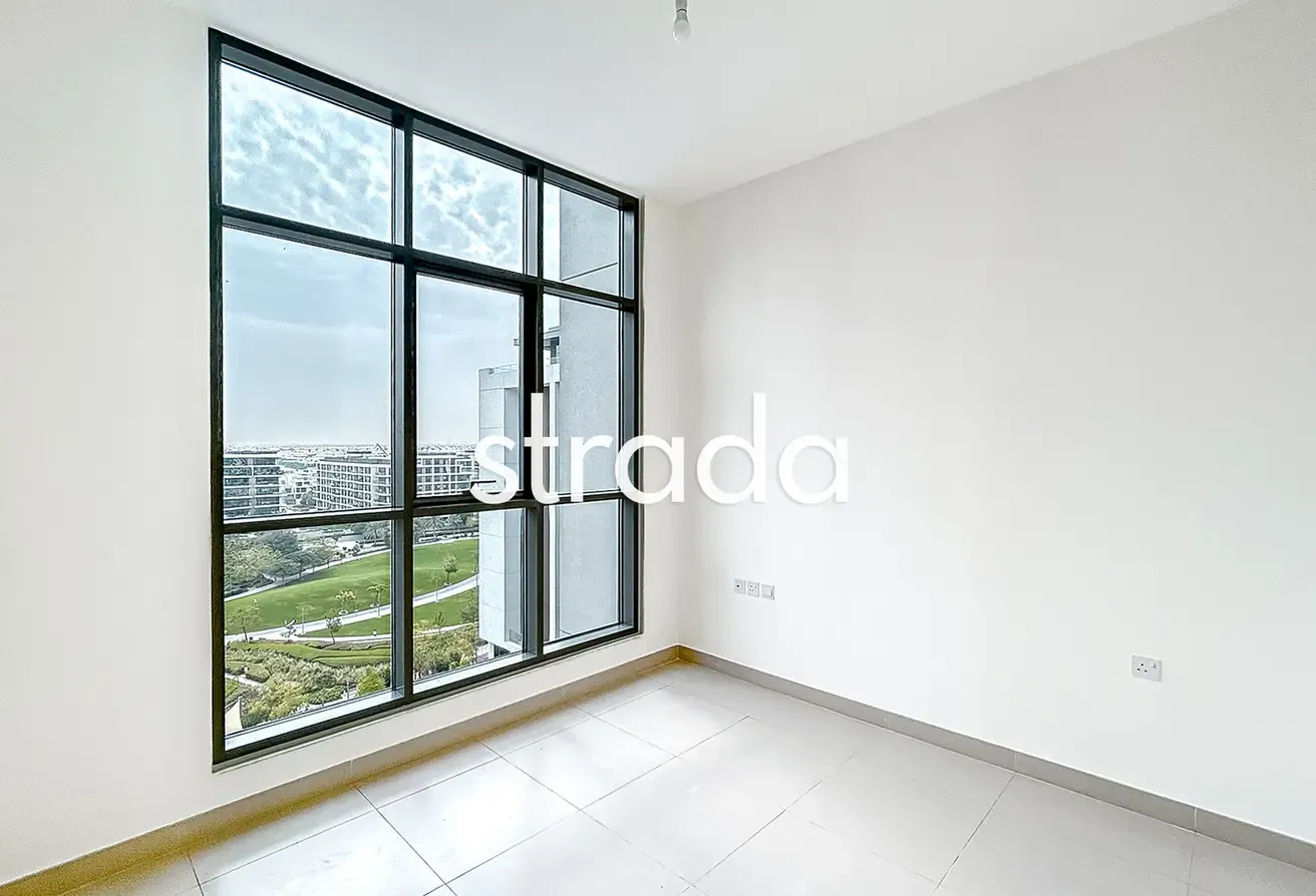 Park View | Maids Room | Vacant Transfer