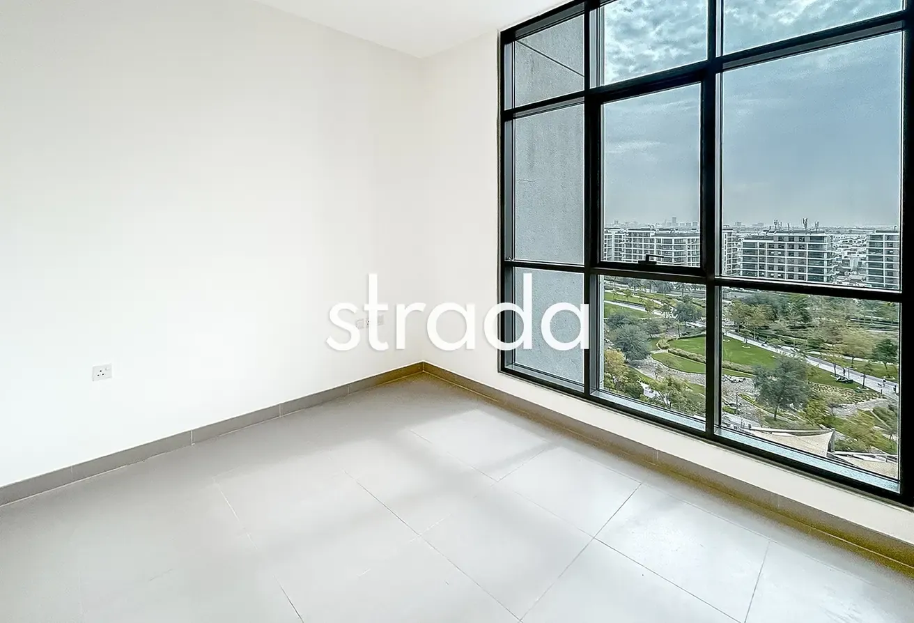 Park View | Maids Room | Vacant Transfer