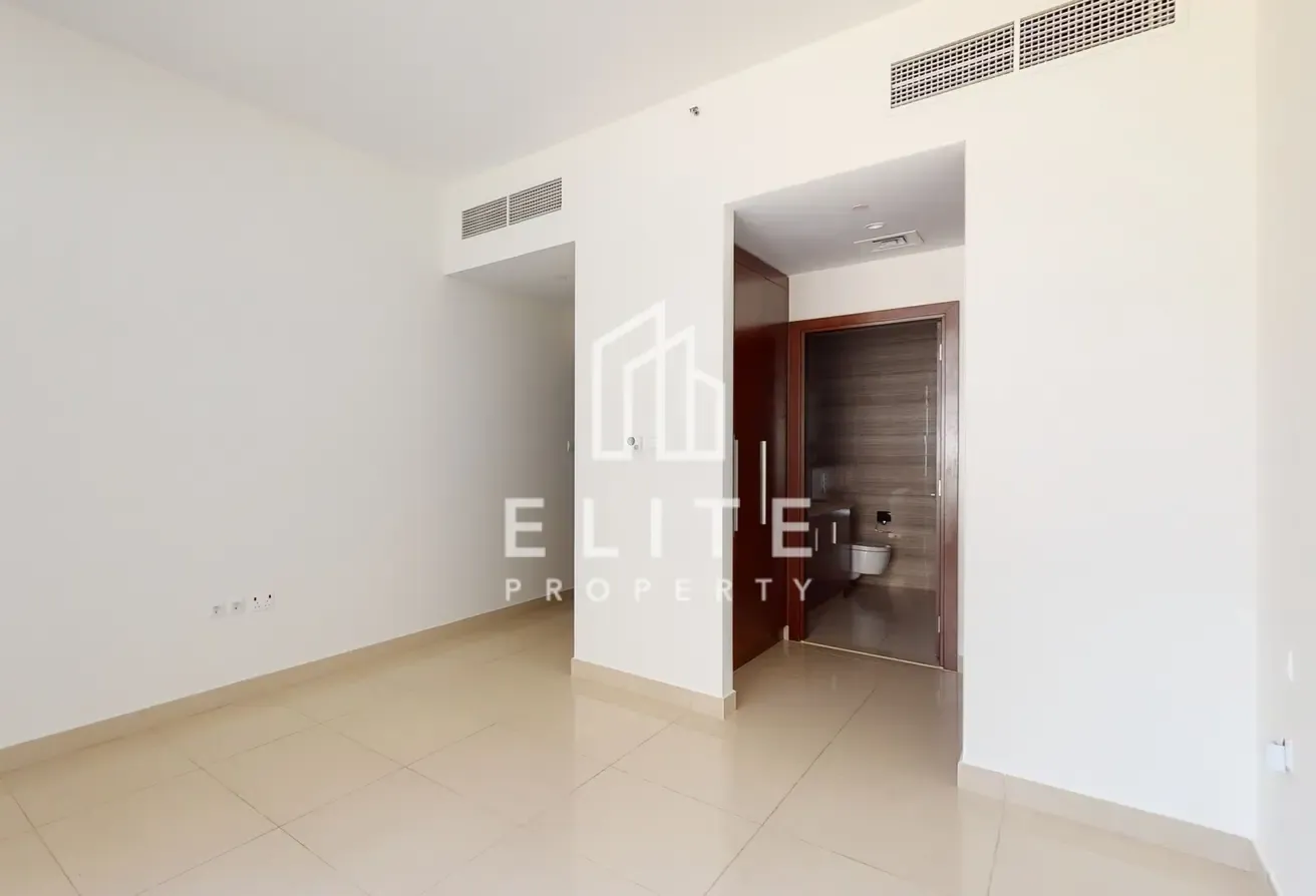 RARE LAYOUT | WELL MAINTAINED | MULTIPLE OPTIONS