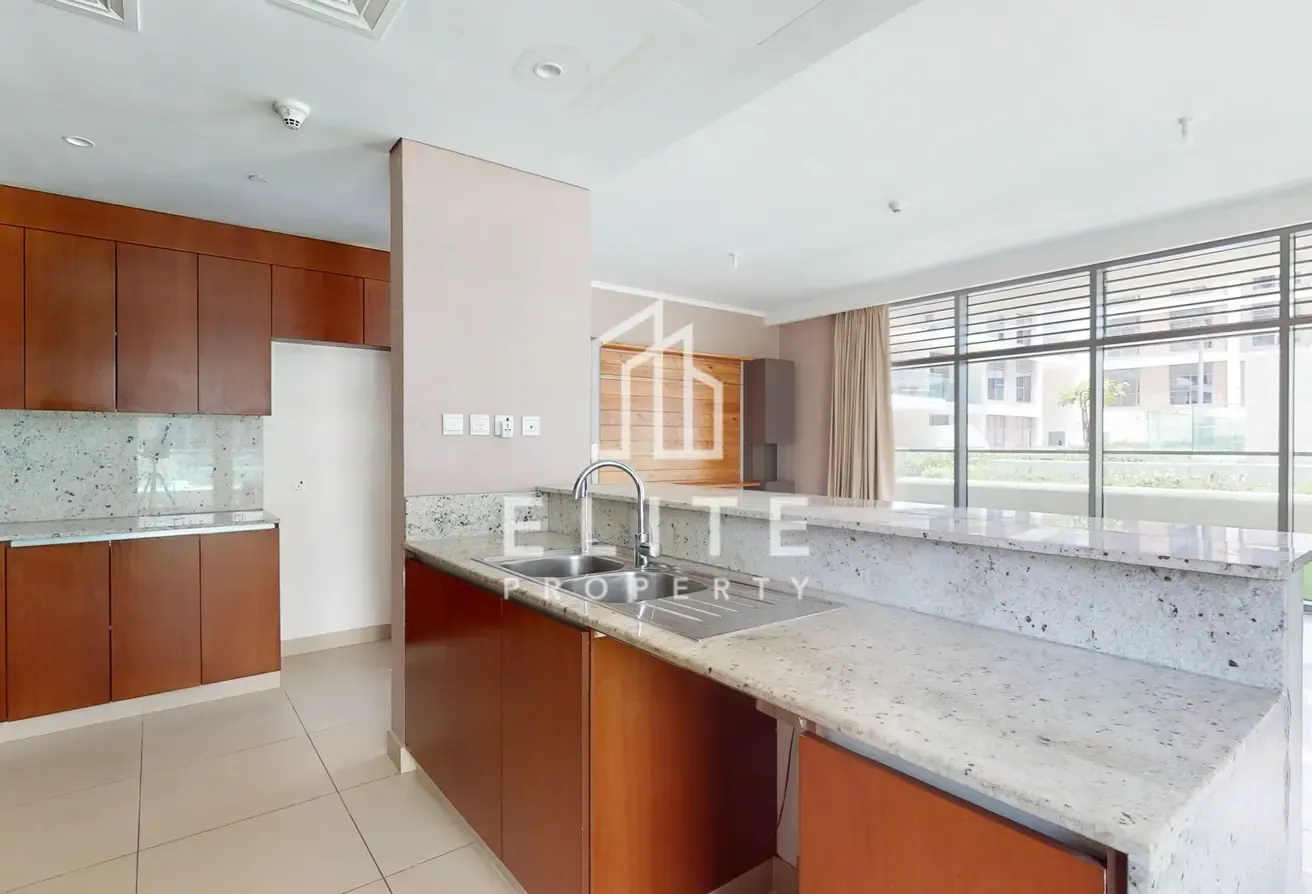 RARE LAYOUT | WELL MAINTAINED | MULTIPLE OPTIONS