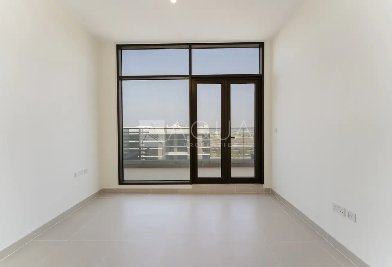 Spacious Layout | Ready to Move In