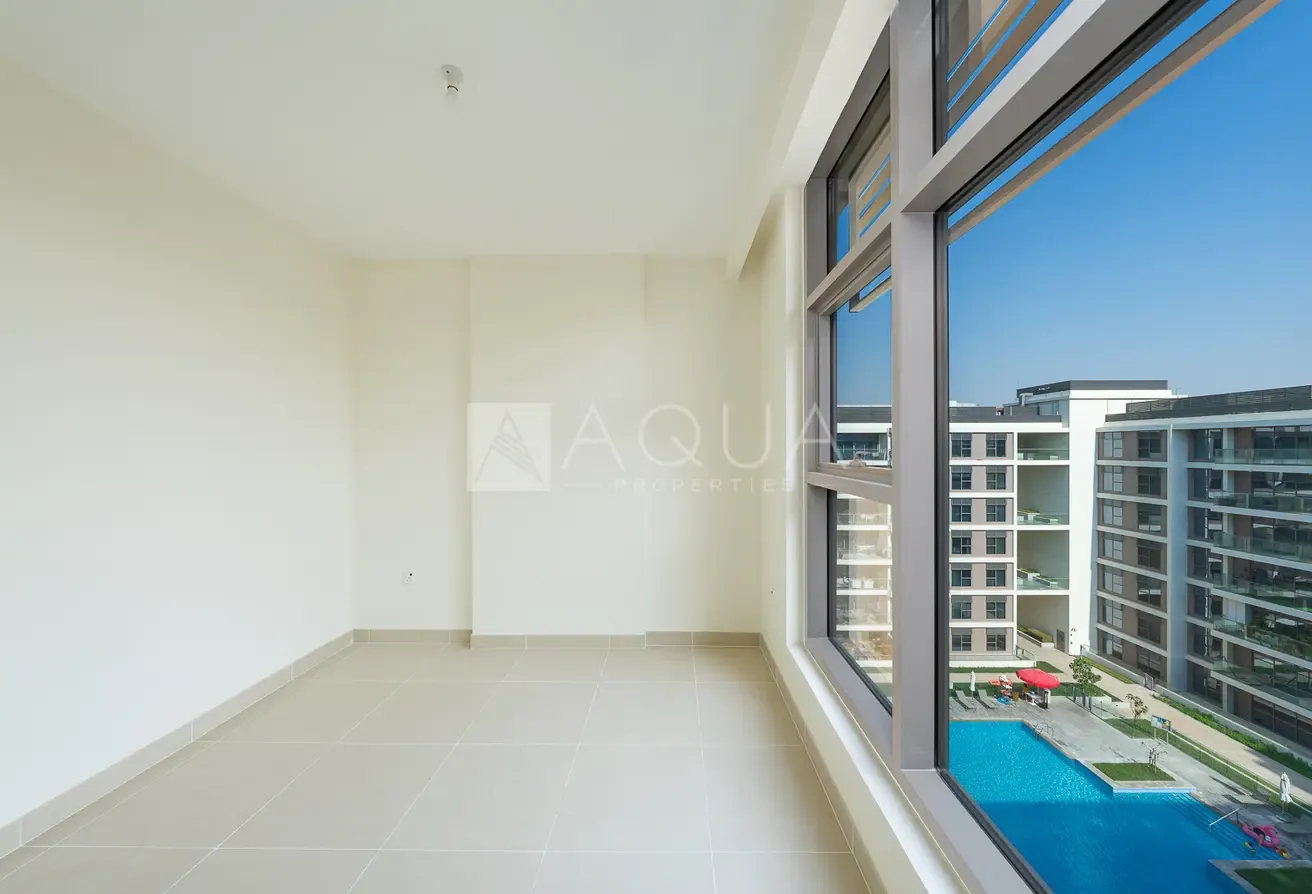 Duplex Layout  | High Floor | Prime Location