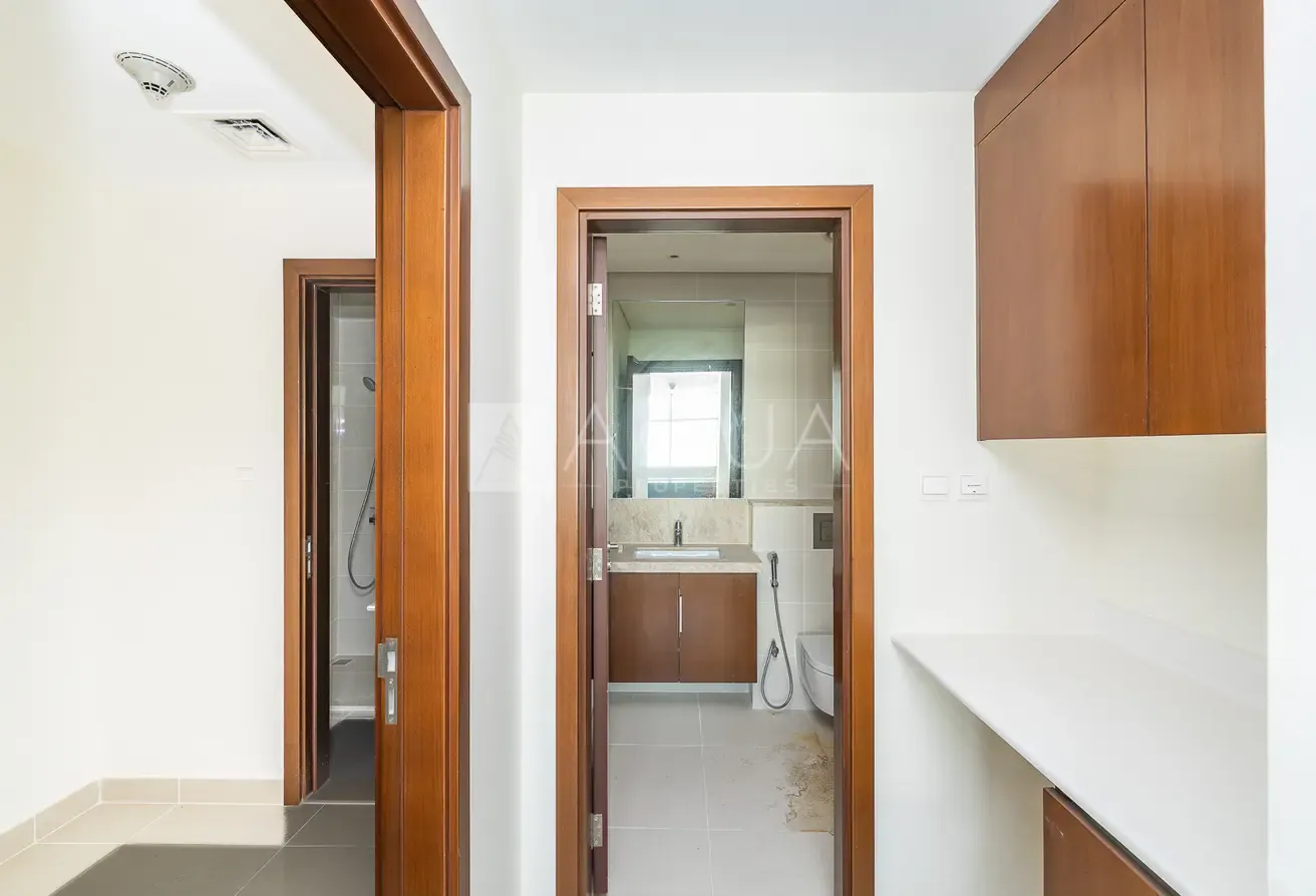 Duplex Layout  | High Floor | Prime Location