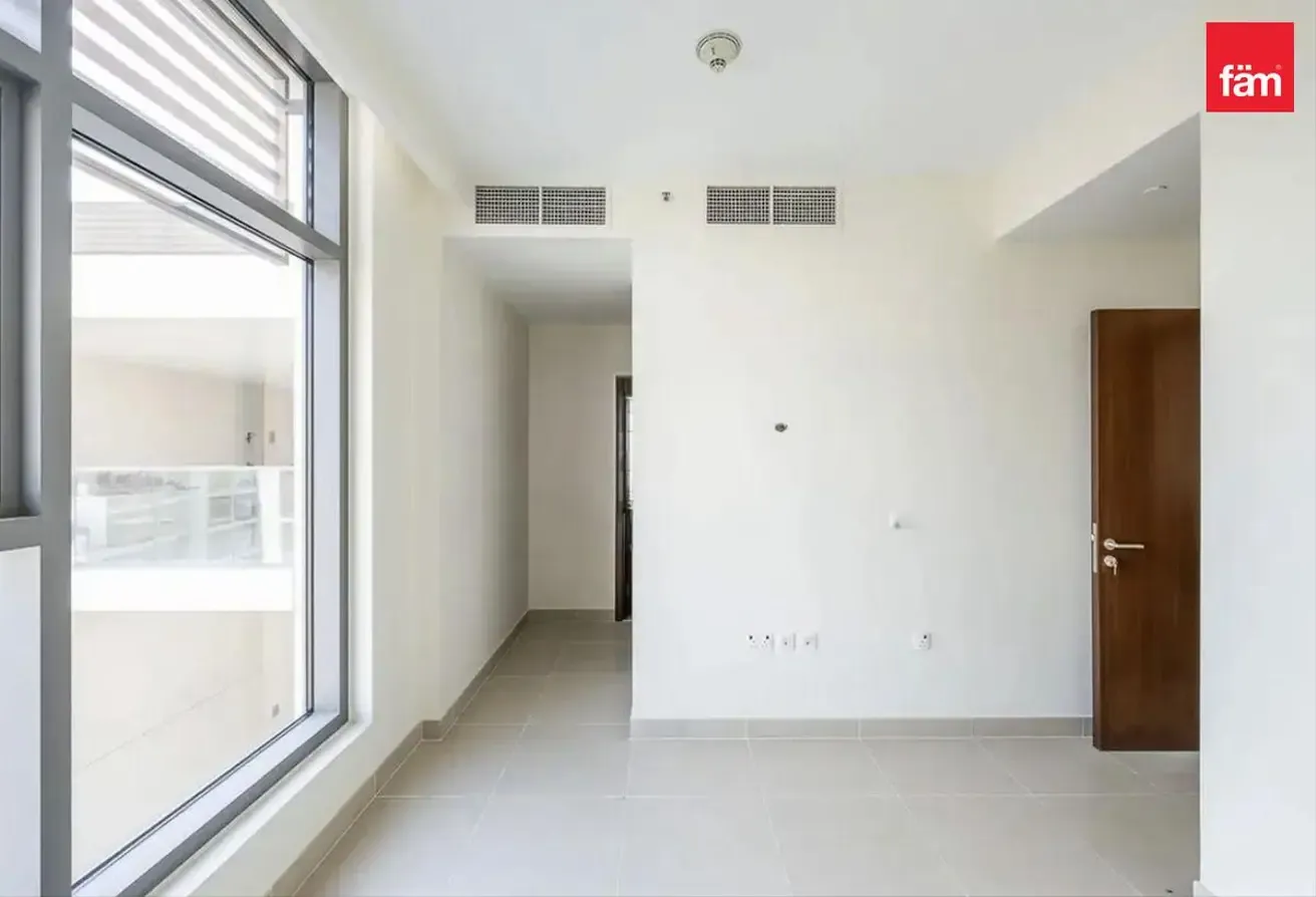 Brand New Condition | Pool and Park View | Duplex