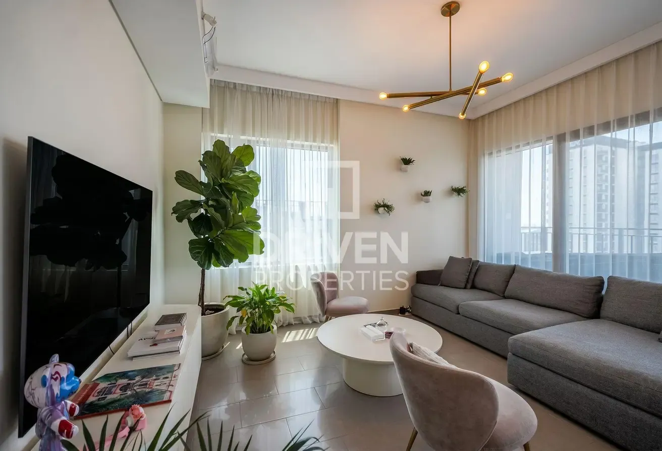Prime Location | Great Layout | Vacant on Transfer