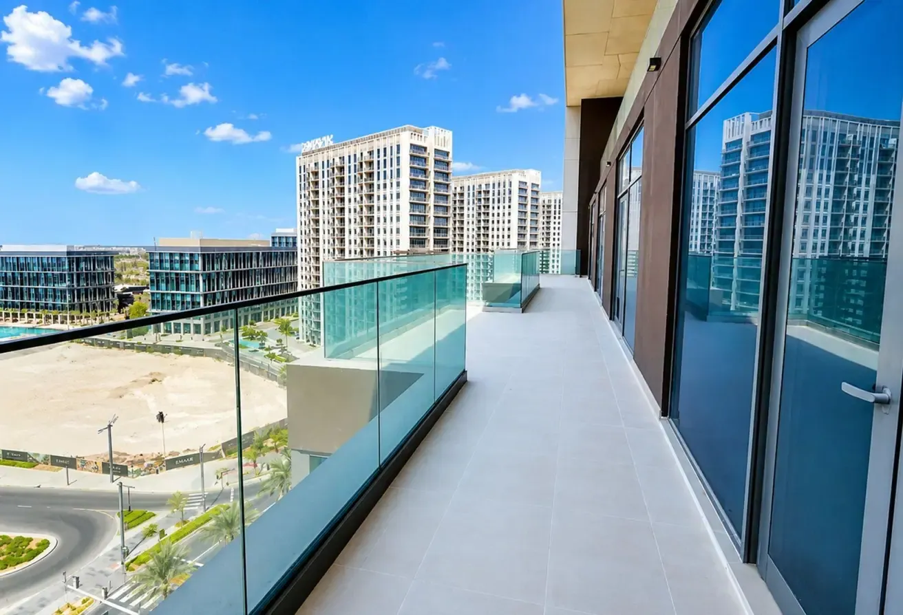 No Commission | Ready to move-in | Big Balcony