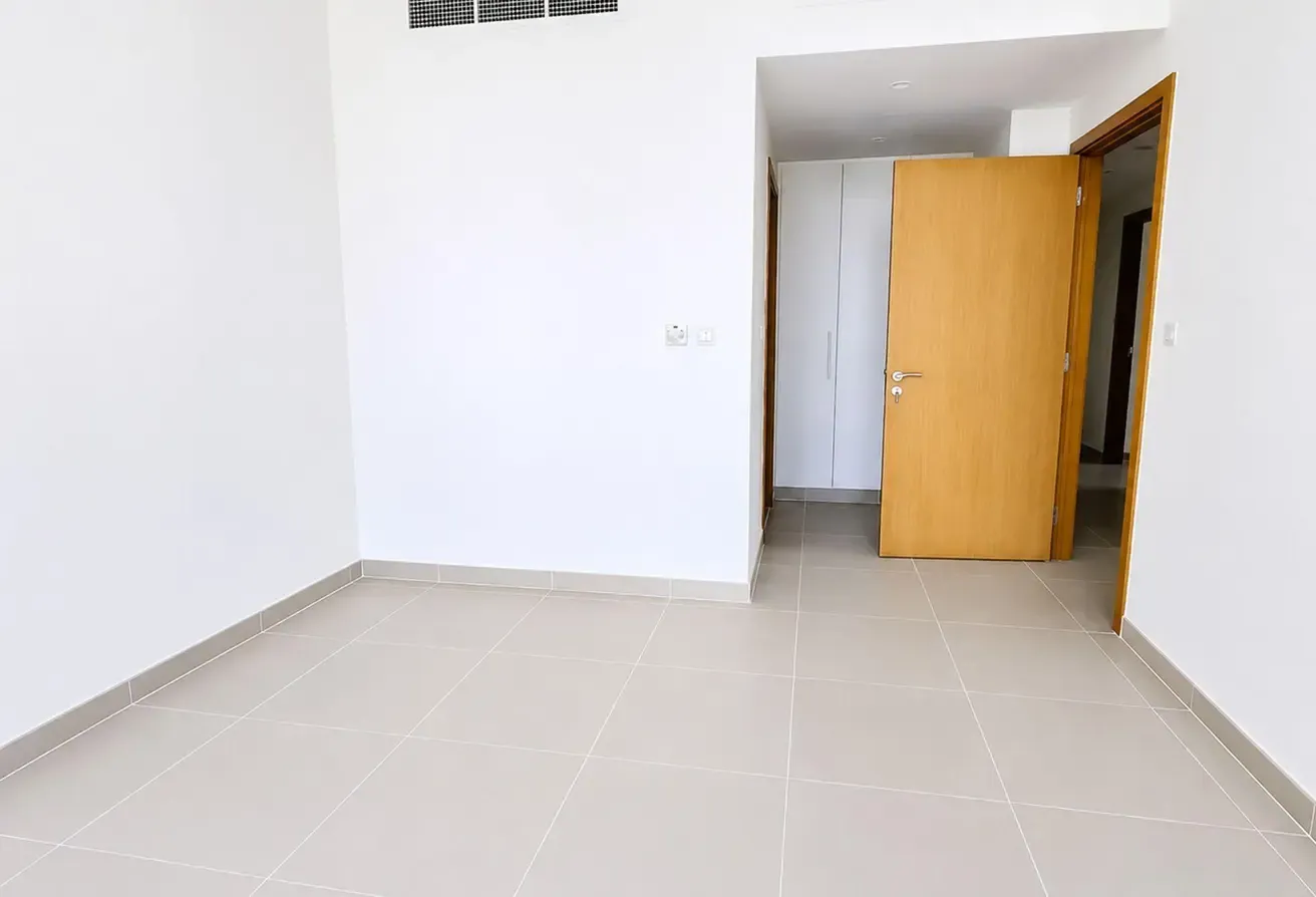 No Commission | Ready to move-in | Big Balcony