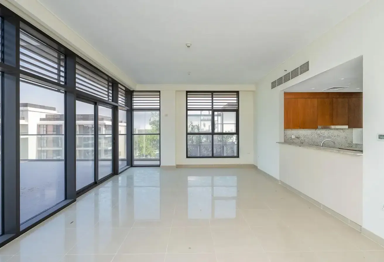 Ready to Move-in | Full Pool View | Big Balcony