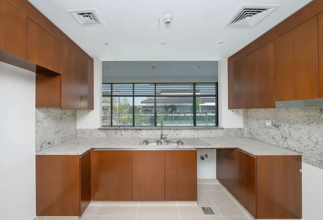 Ready to Move-in | Full Pool View | Big Balcony