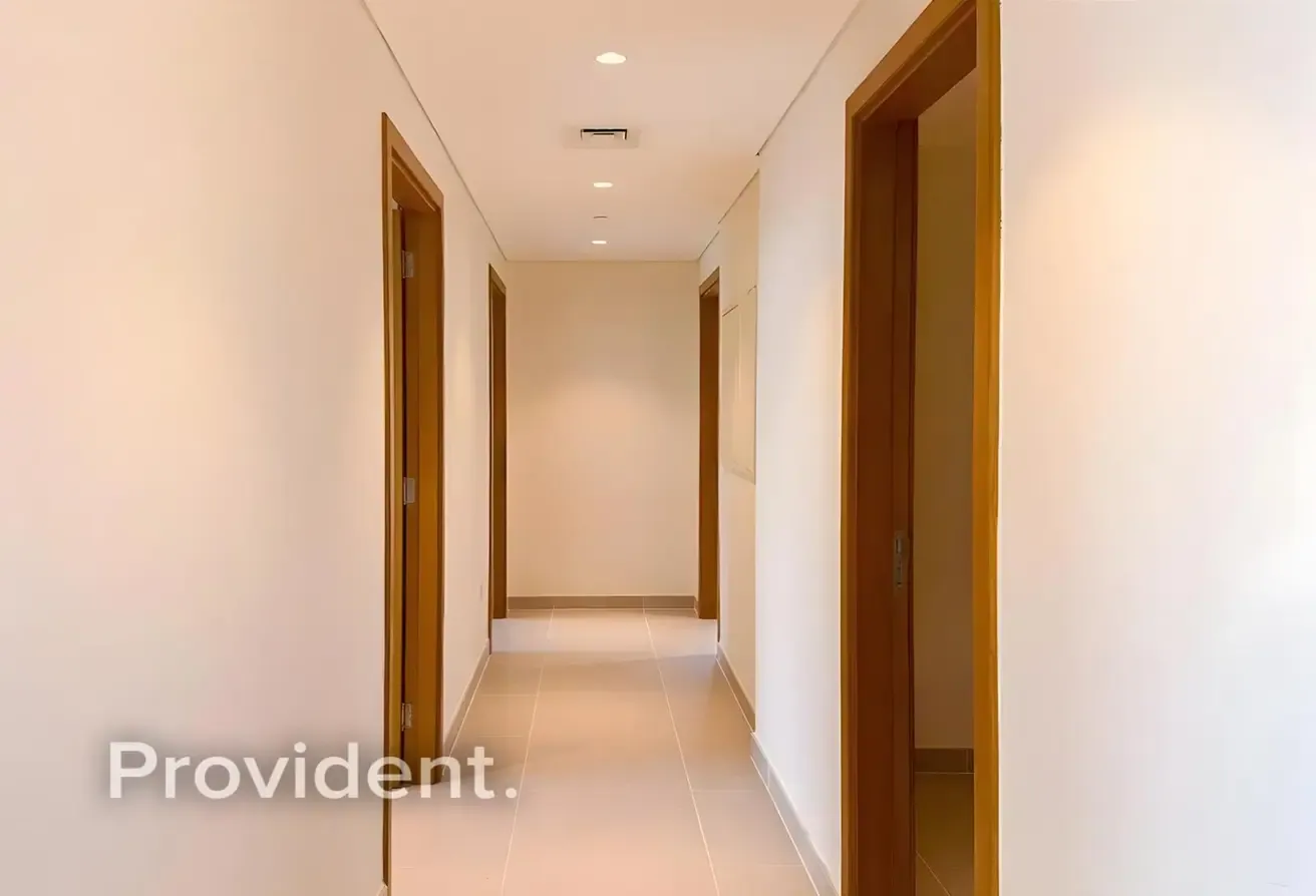 Vacant | High Floor | Largest Layout