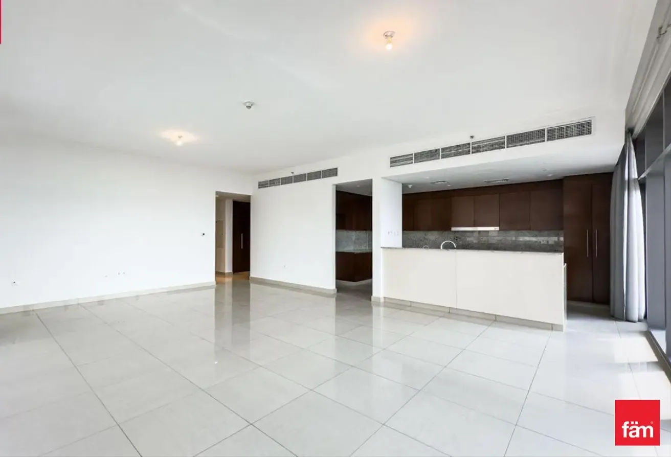 Vacant | Open View | Direct Access To Park