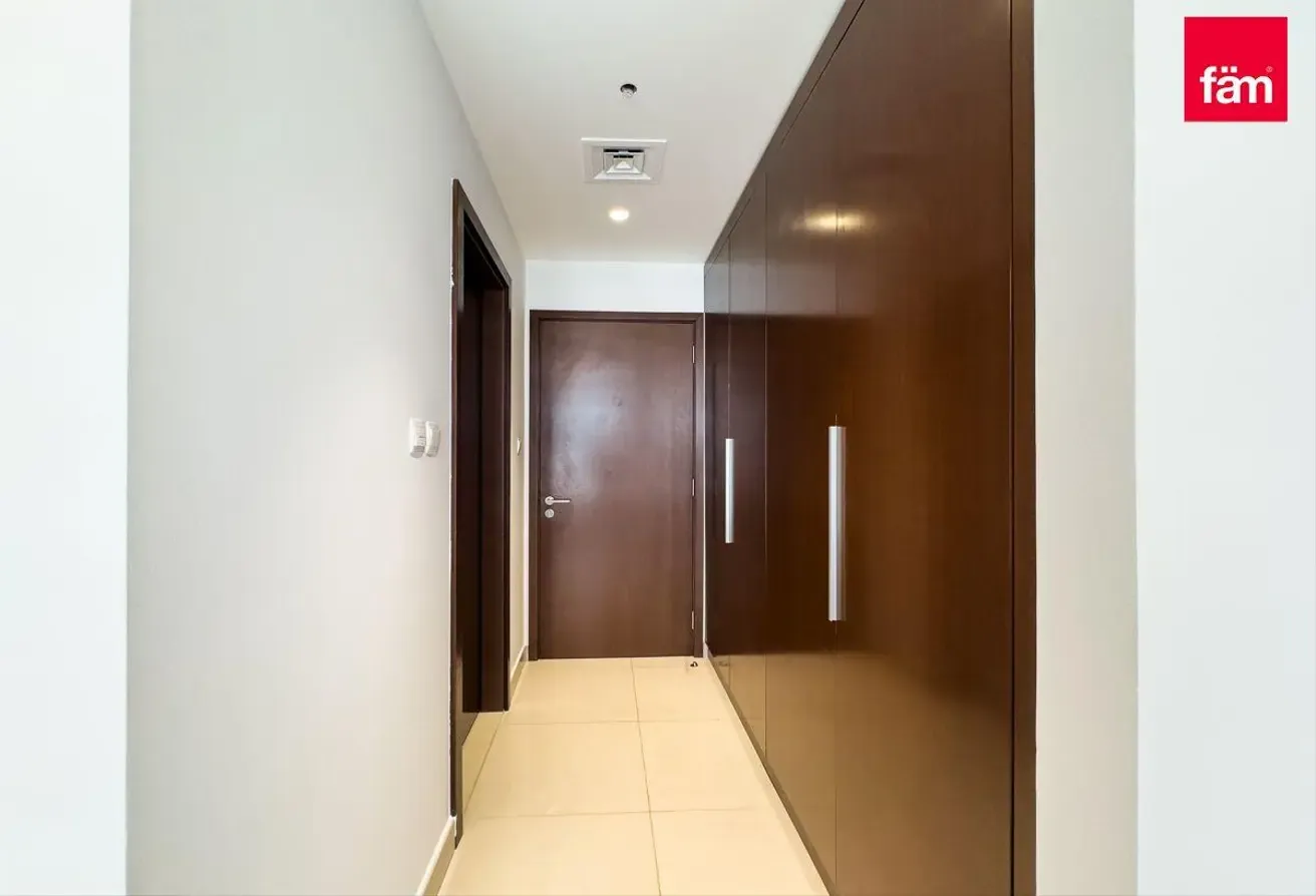Vacant | Open View | Direct Access To Park
