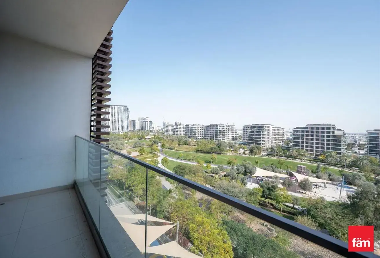 Open Park and Pool View | Vacant on transfer