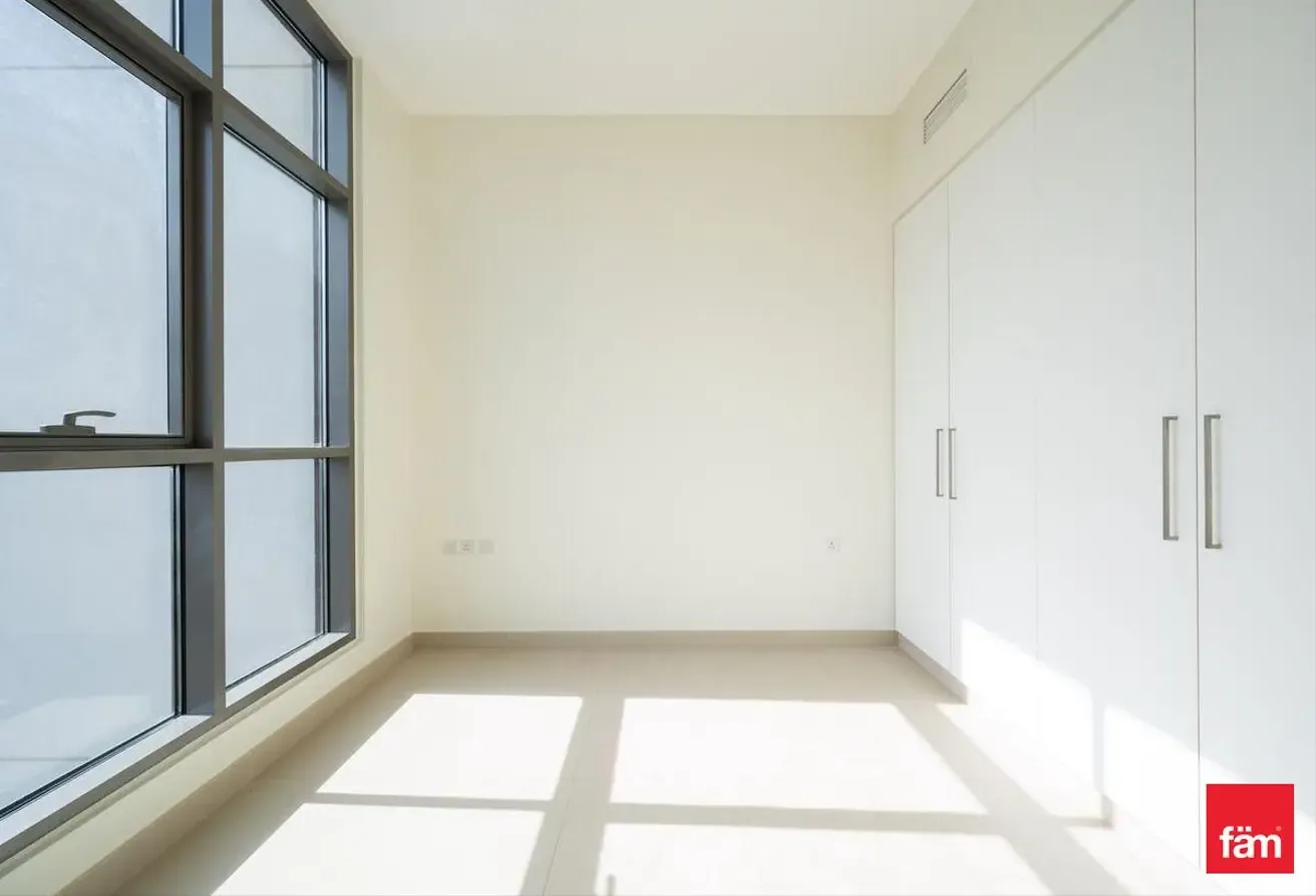 Open Park and Pool View | Vacant on transfer