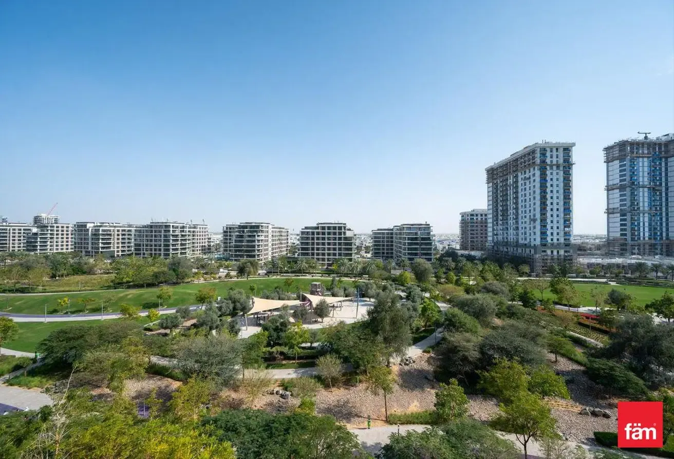 Open Park and Pool View | Vacant on transfer