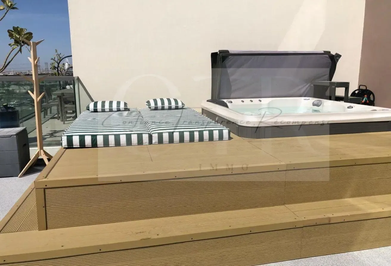 Luxury 3Bed-Duplex | Large Terrace with Jacuzzi