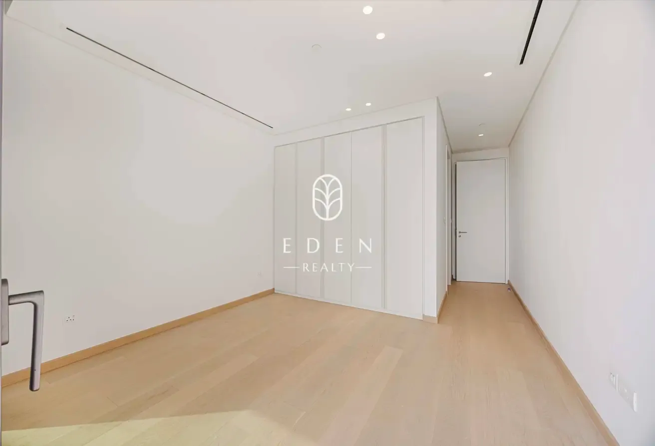2BR | Upgraded | High Floor Full Canal View