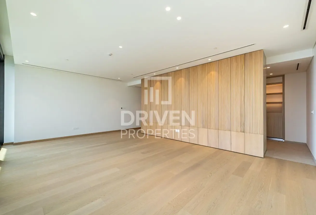 Full Canal View | Rare Layout | Prime Location